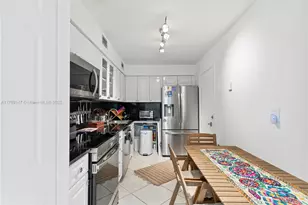 6770 Indian Creek Dr, Miami Beach, FL 33141 - Photo 4