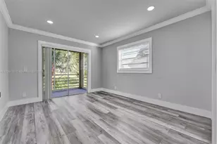 38 Flanders A, Delray Beach, FL 33484 - Photo 14