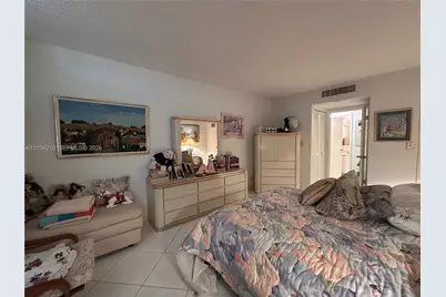 3180 S Ocean Dr #522, Hallandale Beach, FL 33009 - Photo 10