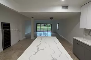 9008 SW 62nd Terrace, Miami, FL 33173 - Photo 2