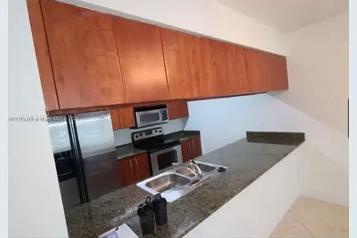 1200 Brickell Bay Dr #3318, Miami, FL 33131 - Photo 12