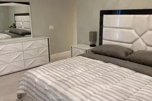 18975 SE Collins Ave, Sunny Isles Beach, FL 33160 - Photo 22