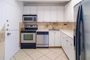 1455 N Treasure Dr, North Bay Village, FL 33141 - Photo 6