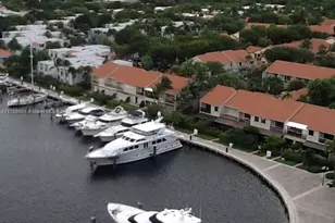 3610 Yacht Club Dr, Aventura, FL 33180 - Photo 50