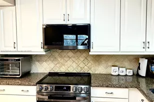 7735 NW 79th Ave, Tamarac, FL 33321 - Photo 10