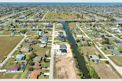 1611 NW 2nd St, Cape Coral, FL 33993 - Photo 24