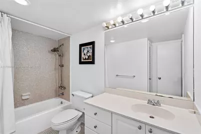 19370 Collins Ave #614, Sunny Isles Beach, FL 33160 - Photo 6