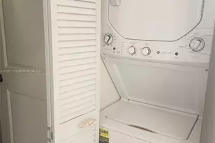 118 Gate Rd, Hollywood, FL 33024 - Photo 1