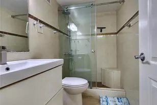 3725 S Ocean Dr, Hollywood, FL 33019 - Photo 24