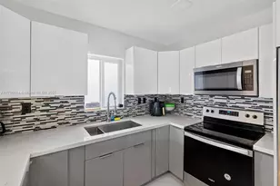 231 NW 44th St, Miami, FL 33127 - Photo 4