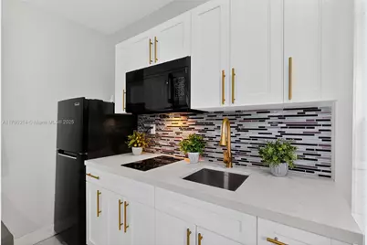 231 NW 44th St, Miami, FL 33127 - Photo 26