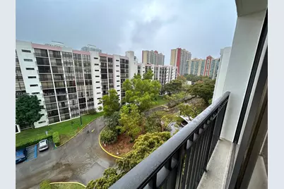 17021 N Bay Rd #828, Sunny Isles Beach, FL 33160 - Photo 10