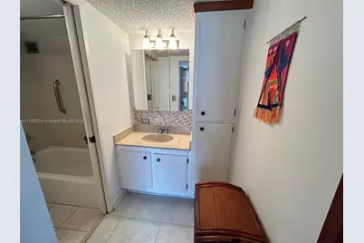 17021 N Bay Rd #828, Sunny Isles Beach, FL 33160 - Photo 22