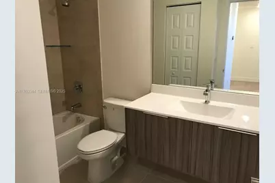 10431 NW 82nd St #5, Doral, FL 33178 - Photo 6