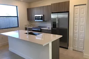 10431 NW 82nd St, Doral, FL 33178 - Photo 4