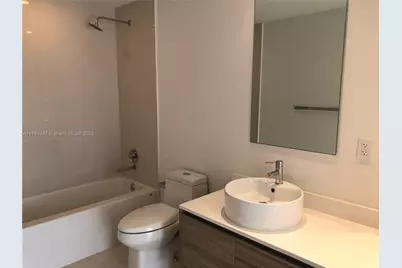 121 NE 34th St #L406, Miami, FL 33137 - Photo 6