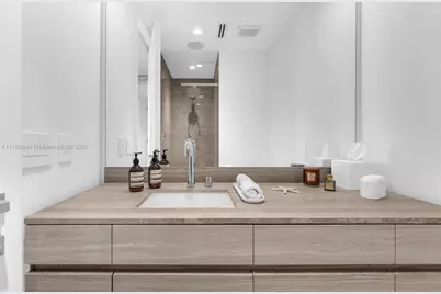 18975 Collins Ave #5302+Cabana 6, Sunny Isles Beach, FL 33160 - Photo 30