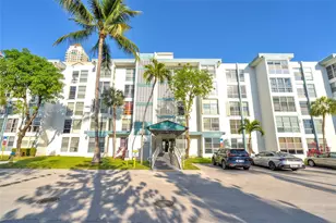 17560 Atlantic Blvd, Sunny Isles Beach, FL 33160 - Photo 36