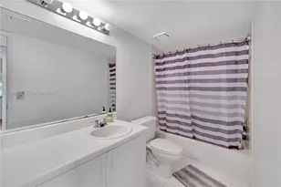 7711 Trent Dr, Tamarac, FL 33321 - Photo 14