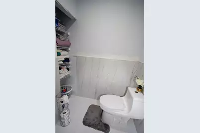 1142 NW 135th Ct, Miami, FL 33182 - Photo 48