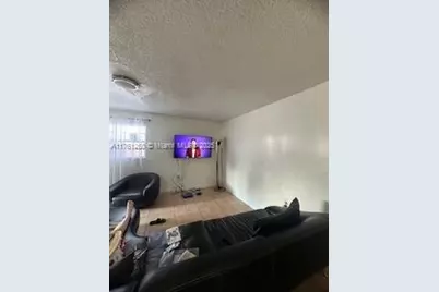 141 E 16th St, Hialeah, FL 33010 - Photo 10