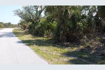 12133 Lenglen Ave, Port Charlotte, FL 33981 - Photo 26