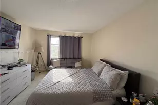 8120 SW 24th St, North Lauderdale, FL 33068 - Photo 14