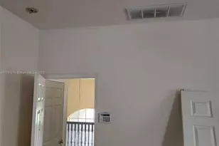 20123 Still Wind Dr, Other City - In The State Of Florida, FL 33647 - Photo 4