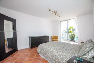 1801 S Treasure Dr, North Bay Village, FL 33141 - Photo 12