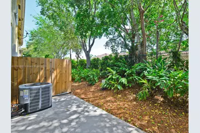 2094 Hacienda Ter #2094, Weston, FL 33327 - Photo 36