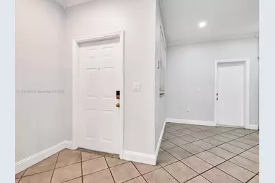 2094 Hacienda Ter #2094, Weston, FL 33327 - Photo 8