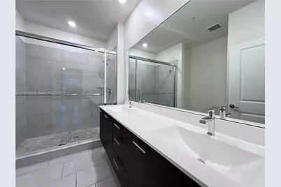 8265 NW 41st St #C-405, Doral, FL 33166 - Photo 8