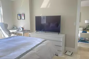 770 Claughton Island Dr, Miami, FL 33131 - Photo 10