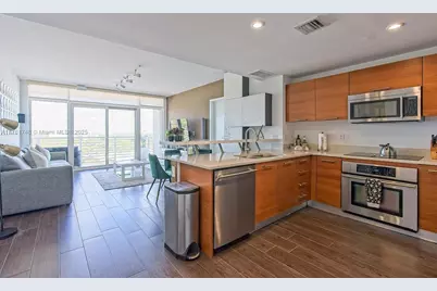 3250 NE 1st Ave #1006, Miami, FL 33137 - Photo 2