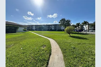 16900 NE 14th Ave #214, Miami, FL 33162 - Photo 2