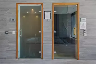 45 SW 9th St, Miami, FL 33130 - Photo 40