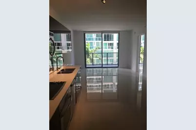 31 SE 6th St #604, Miami, FL 33131 - Photo 10