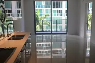 31 SE 6th St, Miami, FL 33131 - Photo 10