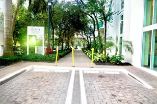 31 SE 5th St, Miami, FL 33131 - Photo 38