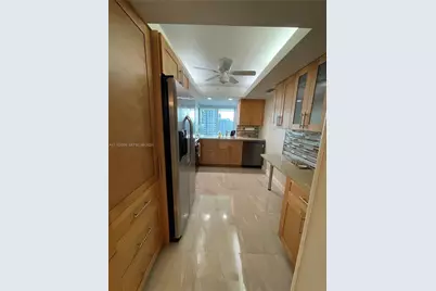 2655 Collins Ave #1906, Miami Beach, FL 33140 - Photo 2