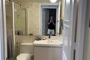 17555 Collins Ave, Sunny Isles Beach, FL 33160 - Photo 4
