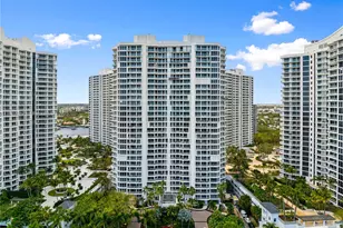 21150 Point Pl, Aventura, FL 33180 - Photo 30