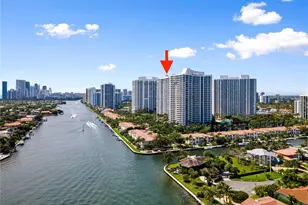 21150 Point Pl, Aventura, FL 33180 - Photo 36