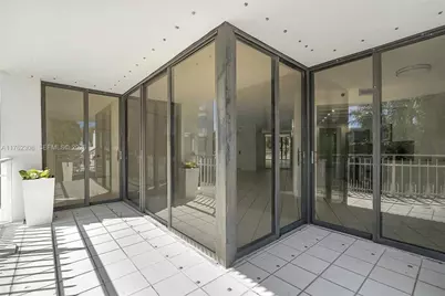 4000 Towerside Ter #302, Miami, FL 33138 - Photo 12