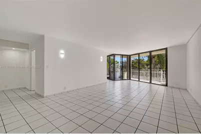 4000 Towerside Ter #302, Miami, FL 33138 - Photo 8