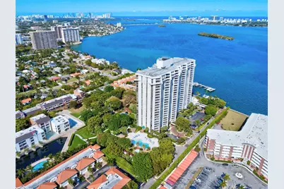 4000 Towerside Ter #302, Miami, FL 33138 - Photo 6