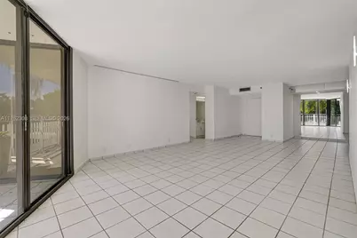 4000 Towerside Ter #302, Miami, FL 33138 - Photo 16