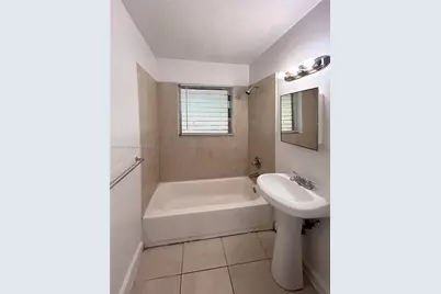 738 NE 86th St #4, Miami, FL 33138 - Photo 12