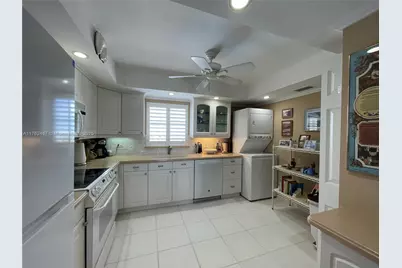801 Lake Shore Drive #414, Lake Park, FL 33403 - Photo 24