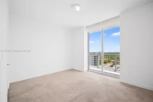 79 SW 12th St, Miami, FL 33130 - Photo 8